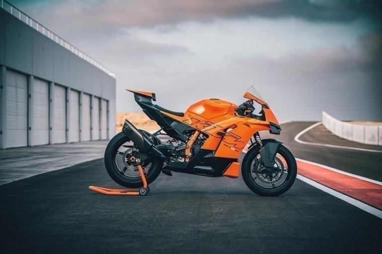 KTM 990 RC R Sportsbike NEW for 2026 very few left please call