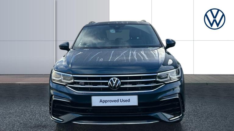 2022 Volkswagen Tiguan 2.0 TDI 200 4Motion R-Line 5dr DSG ESTATE DIESEL Automatic