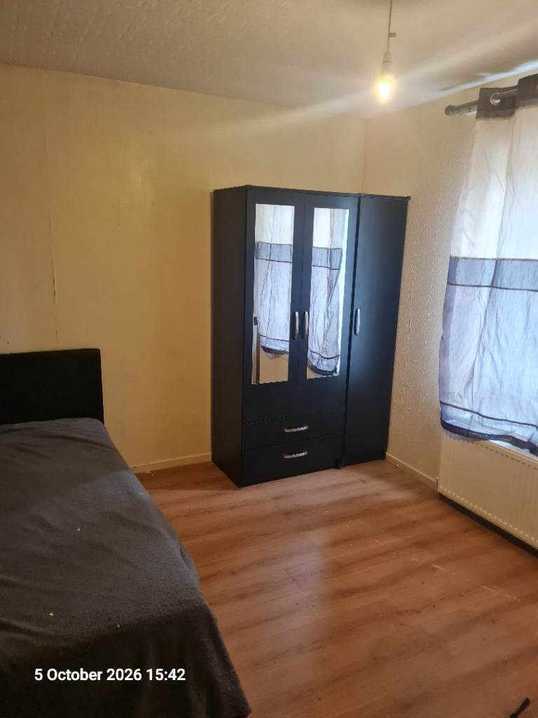 Double bedrooms for rent