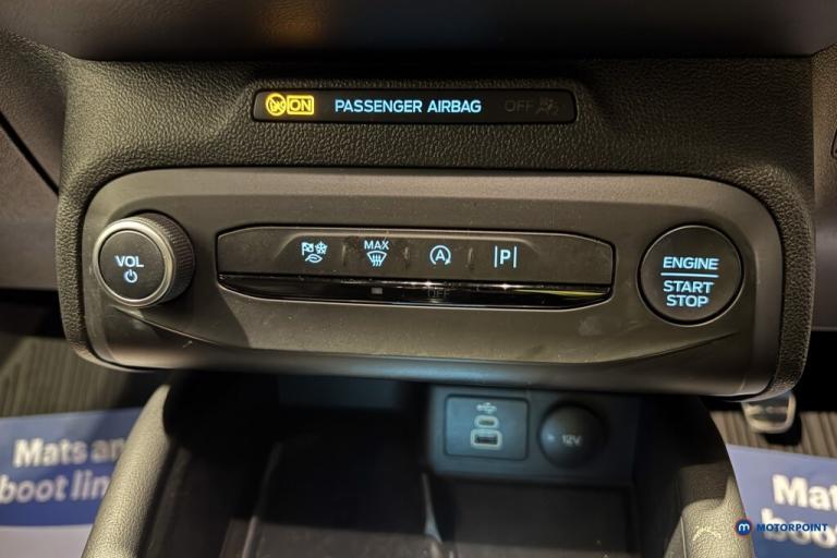 2022 Ford Focus 1.0 EcoBoost Hybrid mHEV 155 ST-Line Vignale 5dr Hatchback Petrol Manual