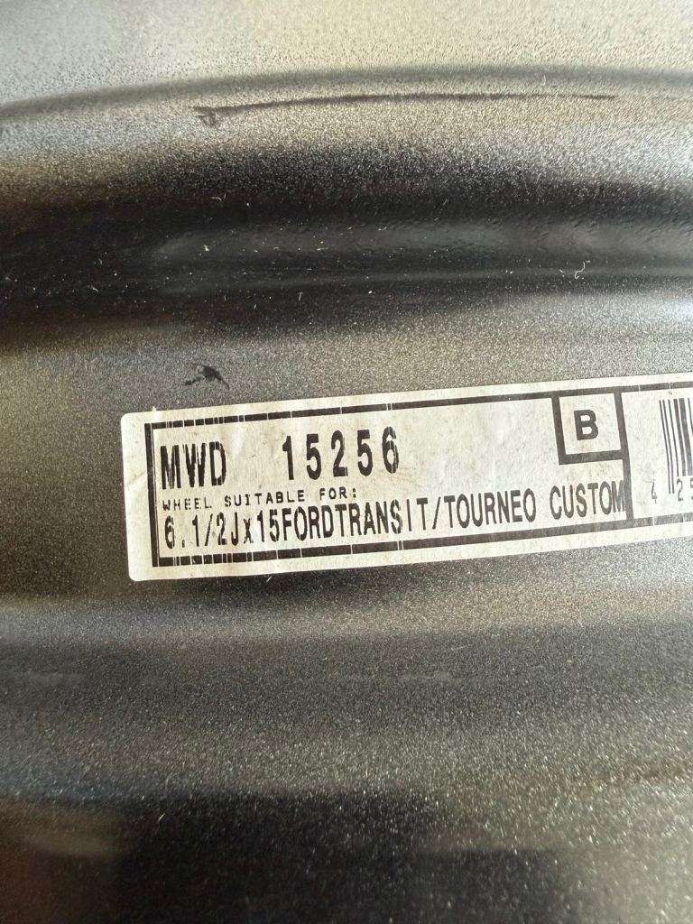 Wheel rim - ME15256