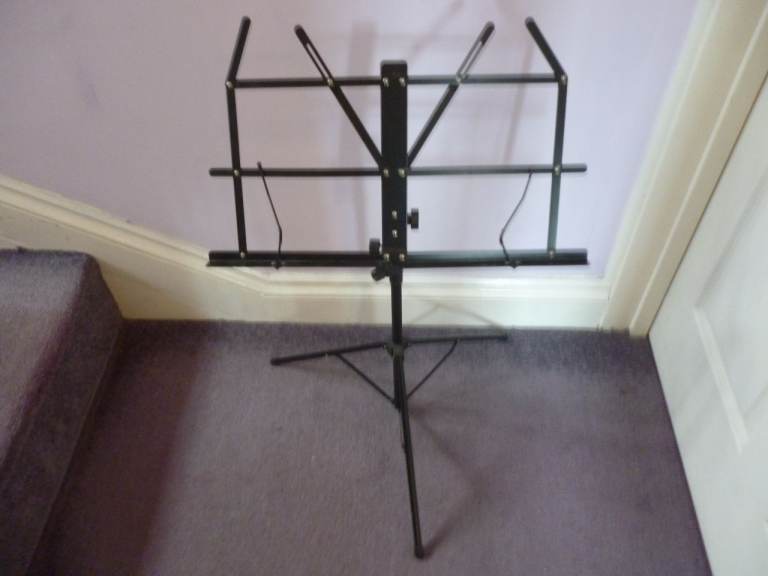 Free stand fully adjustable  singing/reading music stand, fully adjustable , folds flat, only £7...