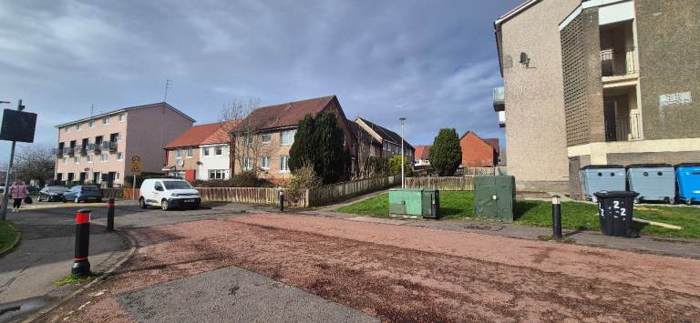 Two Bedroom Ground Floor Flat - Strathmore Gardens, Rutherglen