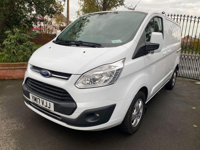 2017 Ford Transit Custom 2.0 TDCi 130ps Low Roof Limited Van PANEL VAN DIESEL Manual