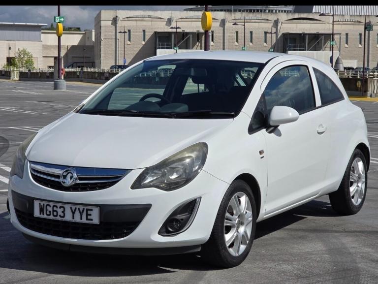 VAUXHALL CORSA 1.4 PETROL MANUAL IN TOP CONDITION. LONG MOT. NEW TIMING CHAIN 