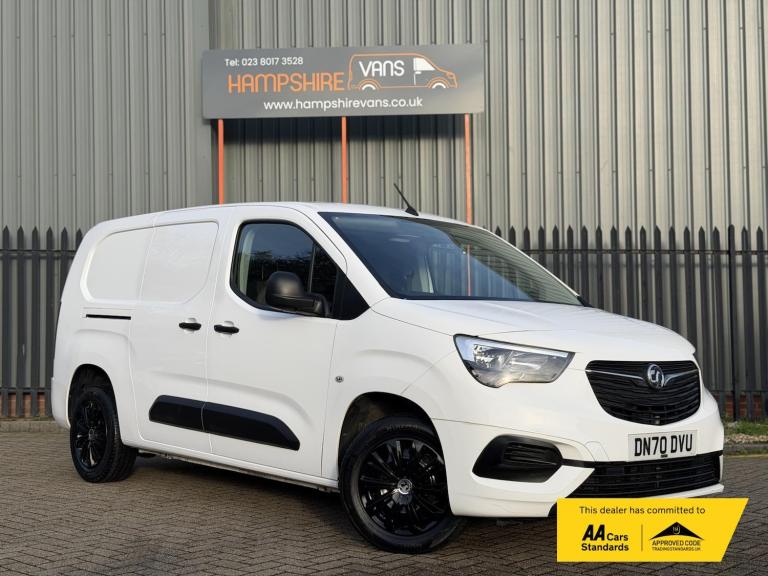 2020 Vauxhall Combo 1.5 Turbo D 2300 Sportive Panel Van 4dr Diesel Manual L2 H1 Euro 6 (s/s) (1 P...