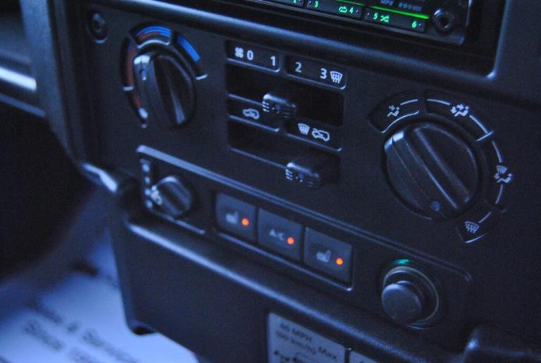 2015 Land Rover Defender XS Station Wagon TDCi [2.2] WINDOW VAN DIESEL Manual