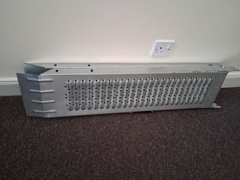 Single folding bike or car loading ramp, as new