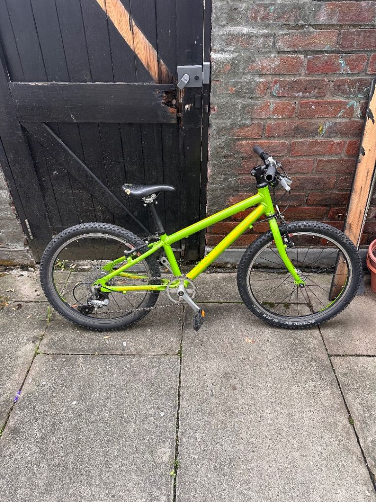 Islabikes Beinn 20S Kids Bike – Lime Green – £85