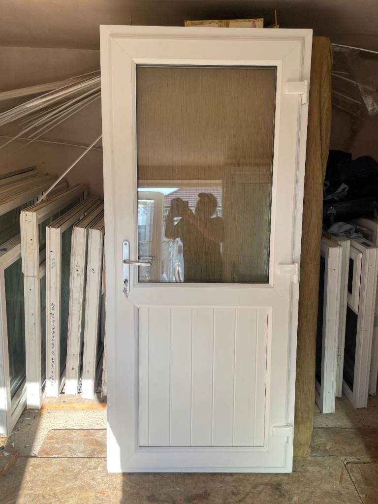 UPVC DOOR 200.5 x 88 cm - BEAUTIFUL UPVC DOUBLE GLAZED DOOR - CLEAR THERMAL GLASS (REF: DX37)