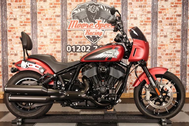 2024 INDIAN SPORT CHIEF - ONLY 912 MILES - RINEHART EXHAUSTS, GENUINE BACKREST