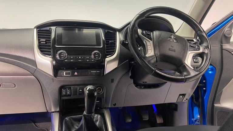 2019 Mitsubishi L200 2.4 DI-D DC Barbarian 4WD Euro 6 4dr PICK UP Diesel Manual