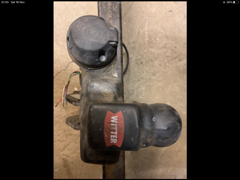 WITTER TOW BAR VAUXHALL VECTRA 1997
