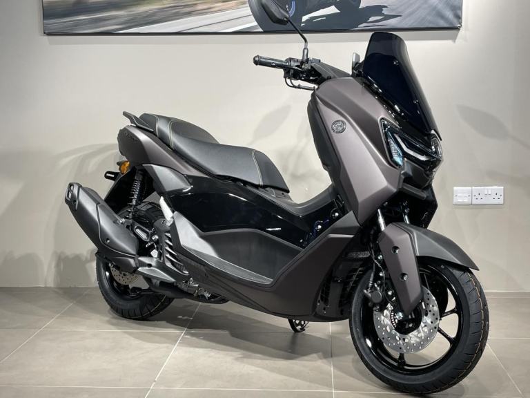 YAMAHA NMAX 125 TECH MAX - DARK MAGMA - BRAND NEW - IN STOCK !