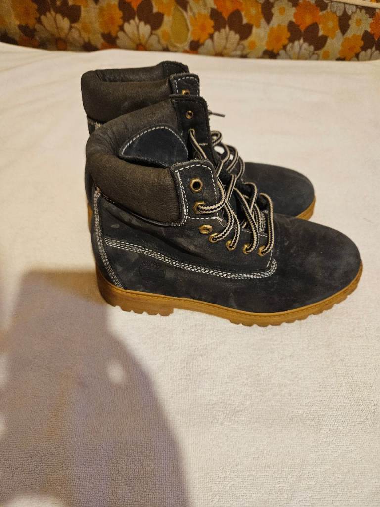 image for Timberland high boots size 8