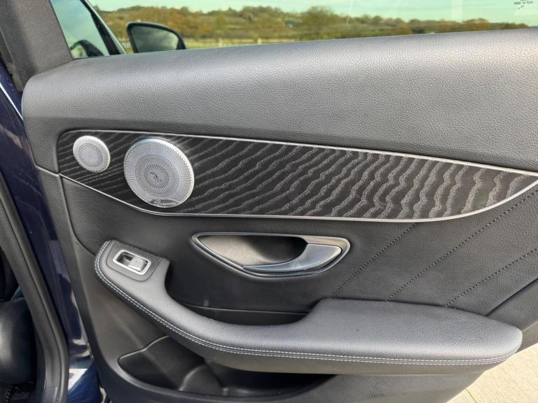 2017 Mercedes-Benz C Class C200d AMG Line Premium Plus 4dr Auto SALOON DIESEL Automatic