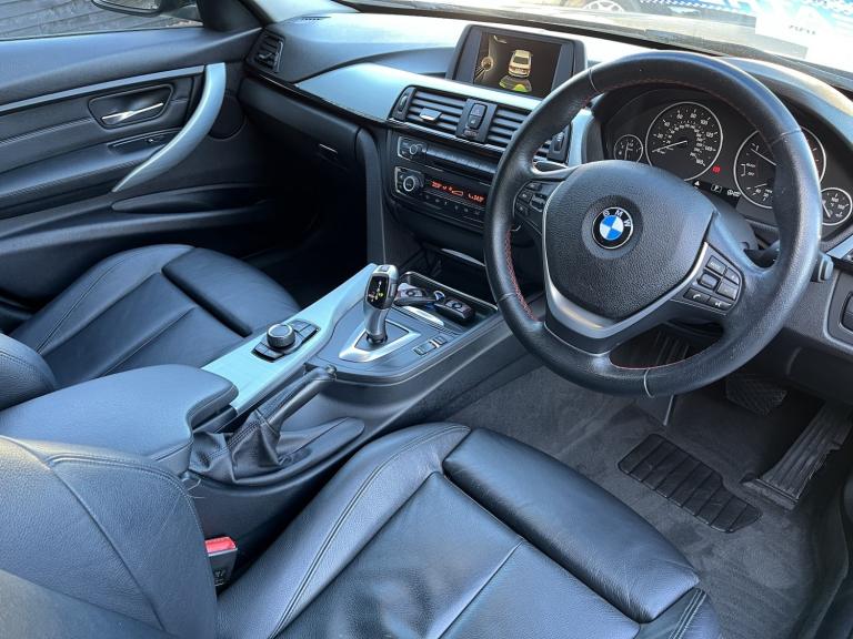 BMW 3 SERIES 2.0 320d Sport Saloon 2015