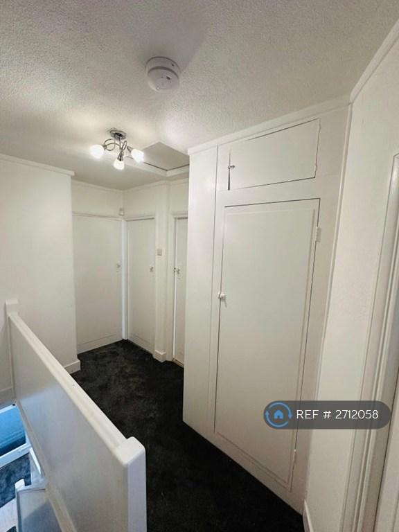 4 bedroom house in South Park Road, Ilford, IG1 (4 bed) (#2712058)