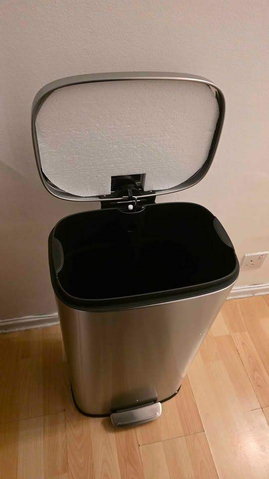 New Rubbish Bin Stainless