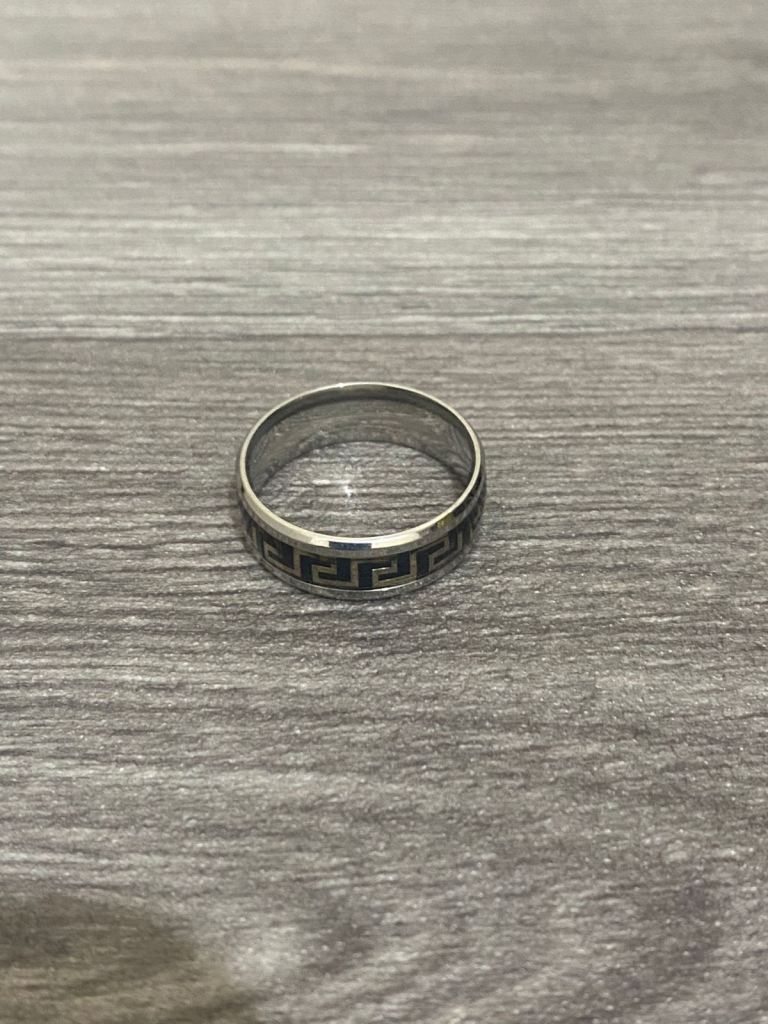 Silver-Toned Ring with Greek Key Pattern – Good Condition