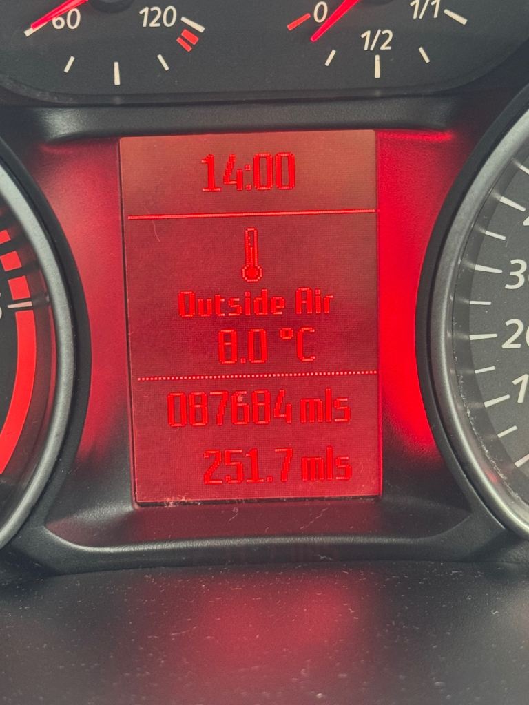 Ford, MONDEO, Hatchback, 2012, Manual, 1997 (cc), 5 doors