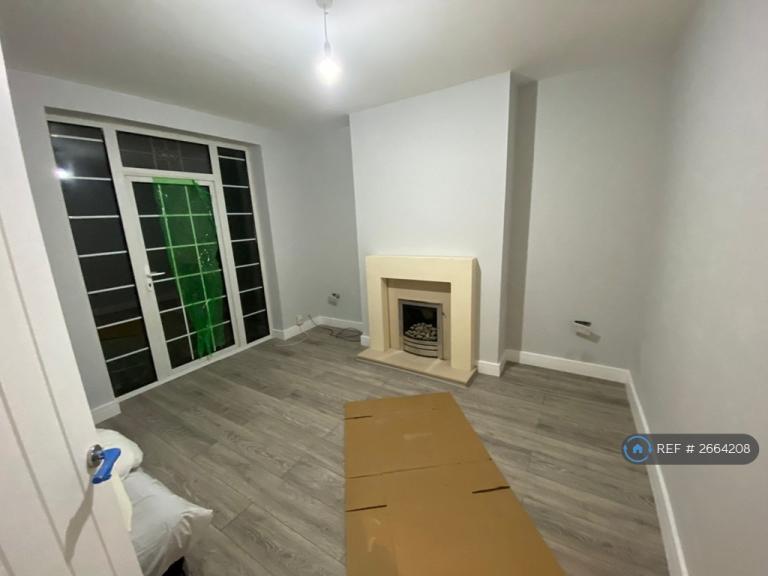 3 bedroom house in Mandale Road, Middlesbrough, TS5 (3 bed) (#2664208)