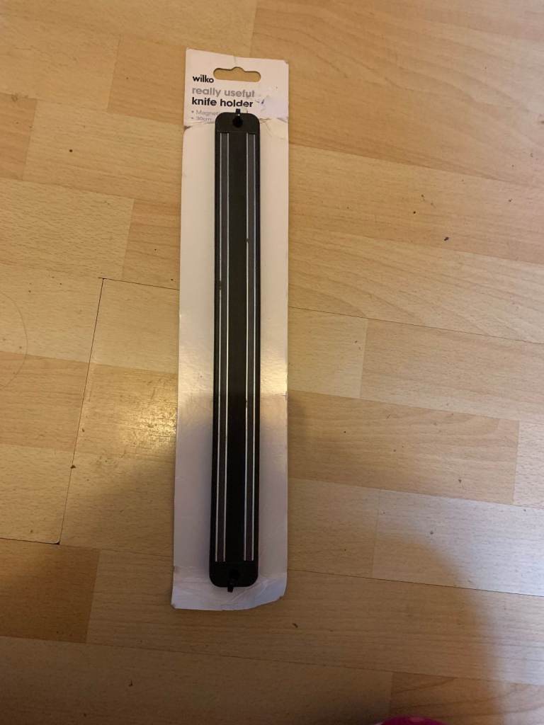 New kitchen magnetic utensil holder