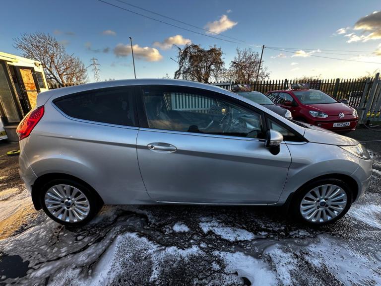 2010 Ford Fiesta 1.4 Titanium 3dr HATCHBACK PETROL Manual