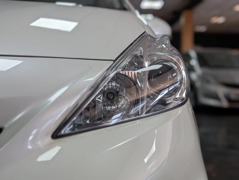 2012 Toyota Prius+ 1.8 VVT-h T4 MPV 5dr Petrol Hybrid CVT Euro 5 (s/s) (136 ps) MPV Petrol/Electr...