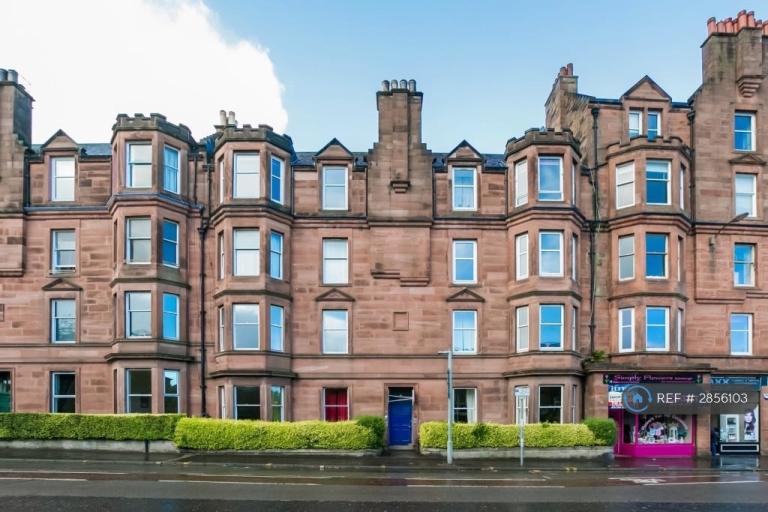3 bedroom flat in Mayfield Road, Edinburgh, EH9 (3 bed) (#2856103)