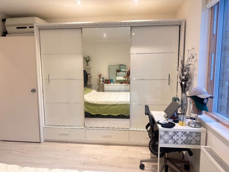 Slide Door Cupboard Excellent Condition