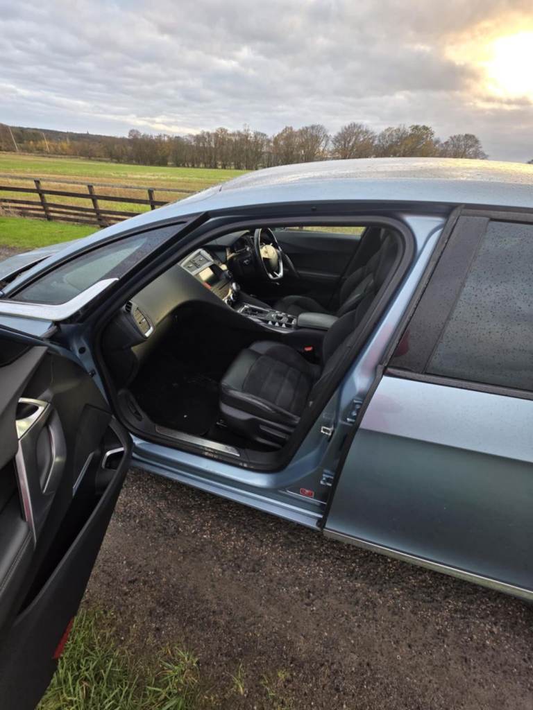 Citroen, DS5, automatic full year mot full service history 