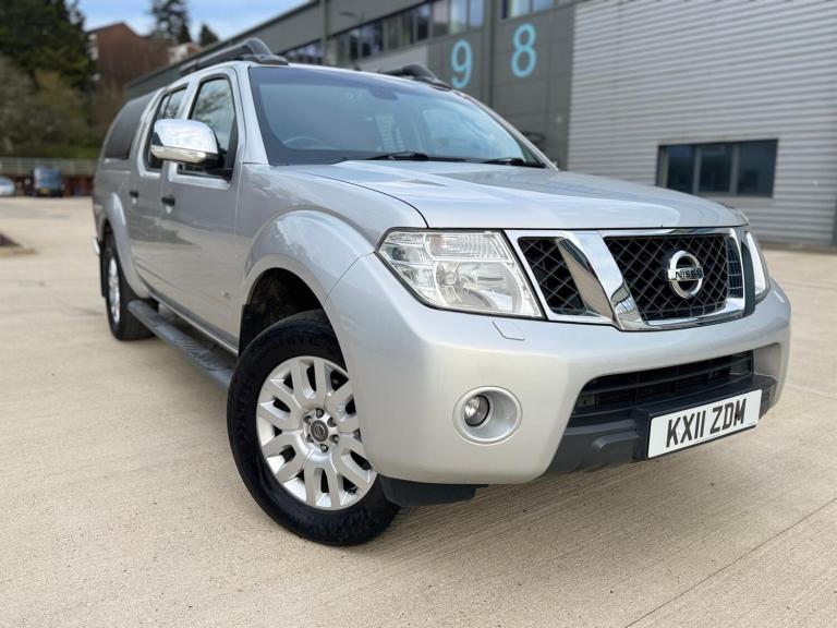 2011 Nissan Navara Double Cab Pick Up Outlaw 3.0dCi V6 231 4WD Auto PICK UP Diesel Automatic