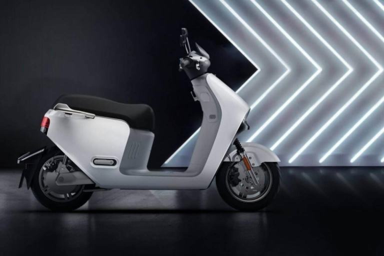 Keeway Blueshark 80 Road Learner Legal Electric Scooter 125 equivalent A1 LPl...