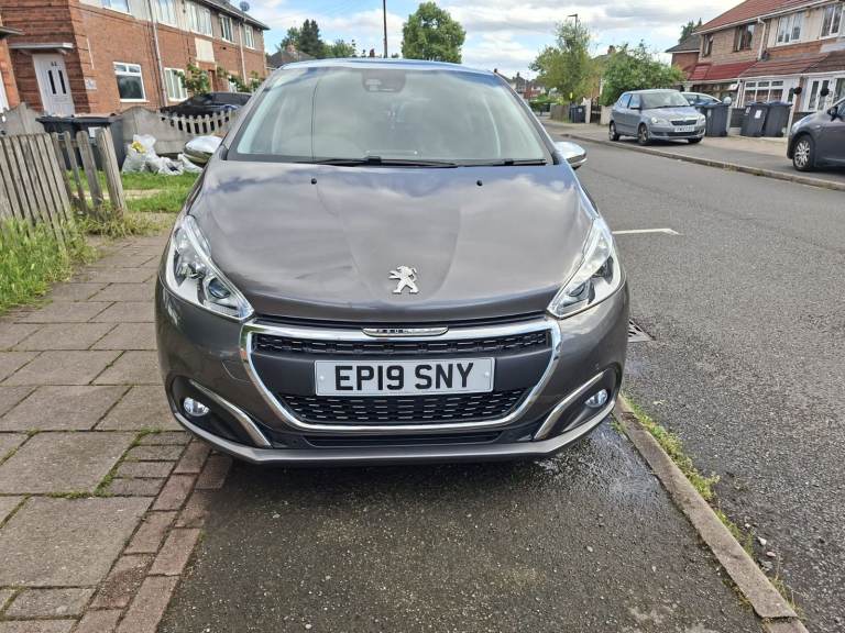 Peugeot, 208, Hatchback, 2019, Manual, 1199 (cc), 5 doors