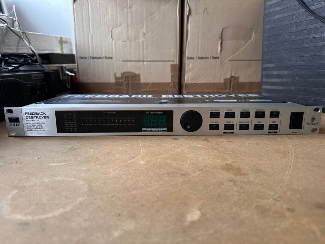 Behringer FEEDBACK DESTROYER PRO DSP 1100 studio