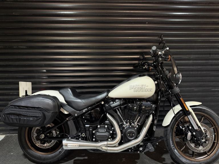 HARLEY-DAVIDSON SOFTAIL FXLRS Low Rider S 117ci Stage 1 HD Quick Release Pannier