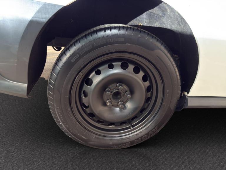  Ford Transit Connect 1.5 TDCi 200 L1 H1 5dr Diesel Manual