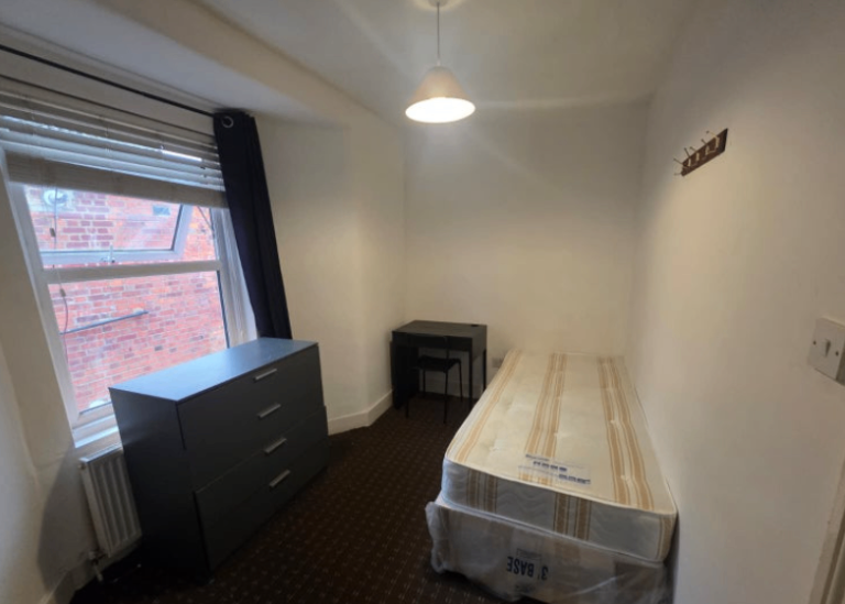 Cozy Single Room Willesden Green £750/pm - Bills Inc | Dollis Hill | NW10