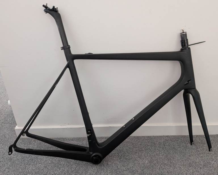 Longteng LTK 118 Carbon Road Frameset – XL – Black – BSA – Rim Brake (OEM as used by Ribble)