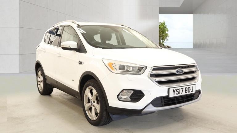 2017 Ford Kuga 2.0 TDCi 180 Titanium 4WD 5dr ++ PANROOF / NAV / CAMERA / ULEZ / AP PACK  HATCHBAC...