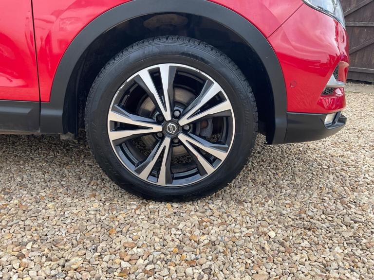 2018 Nissan Qashqai 1.3 DiG-T N-Connecta 5dr HATCHBACK PETROL Manual