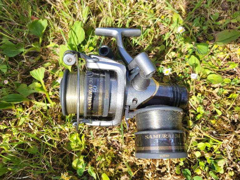 Fishing reels