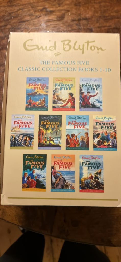 Enid Blyton "Famous Five" books 1-10