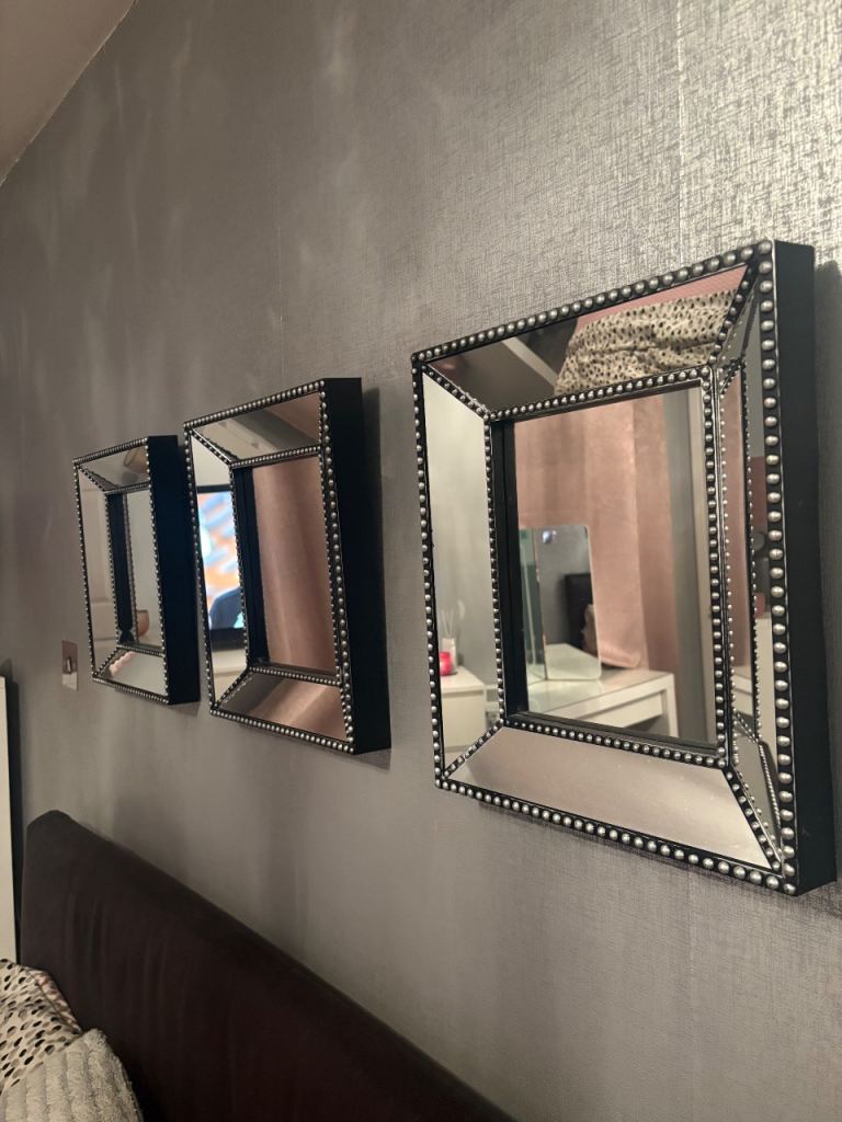 Wall mirrors