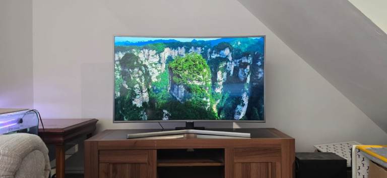 49 inch Samsung Curve 4K UHD Smart TV
