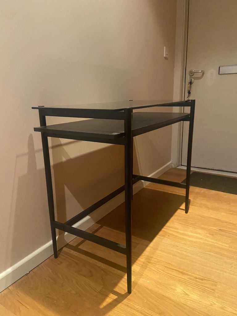 Desk or hallway table