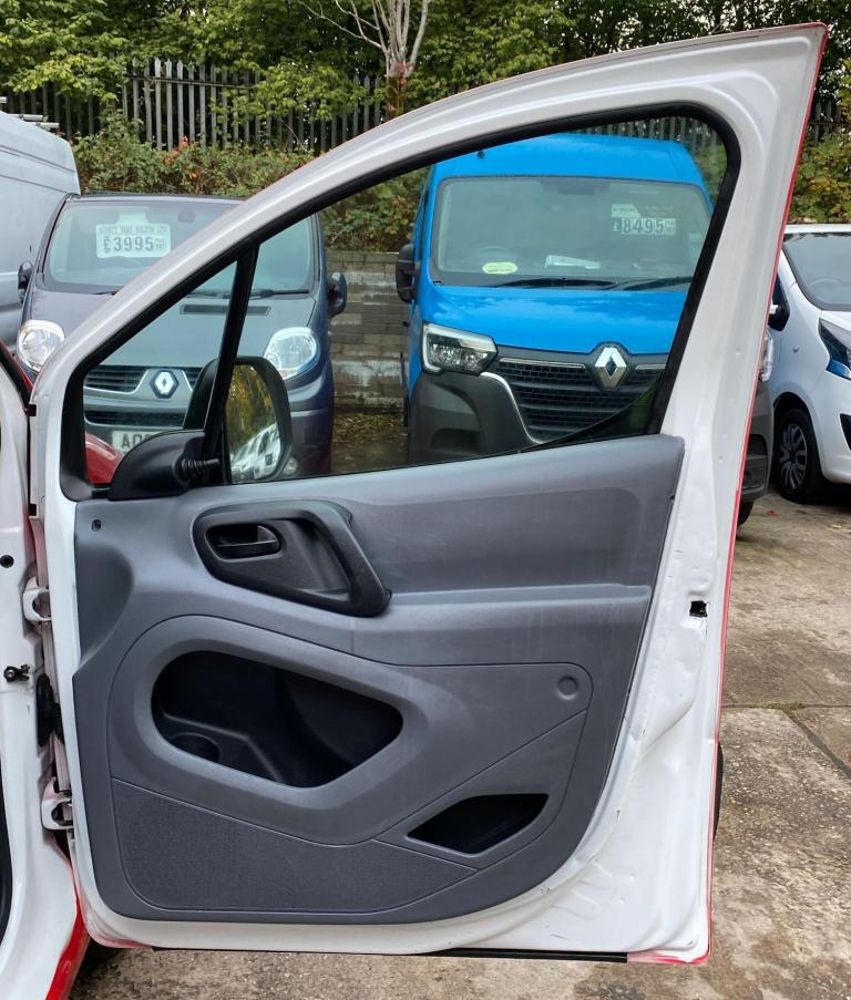 2009 Citroen Berlingo 1.6 625 16v LX Temperature Controlled 5dr Petrol Manual L1 (155 g/km, 95 bh...