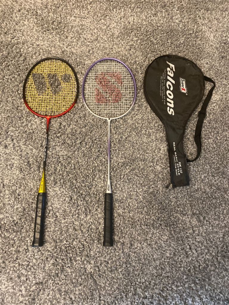 Badminton Racquets and Carry Case – Good Condition