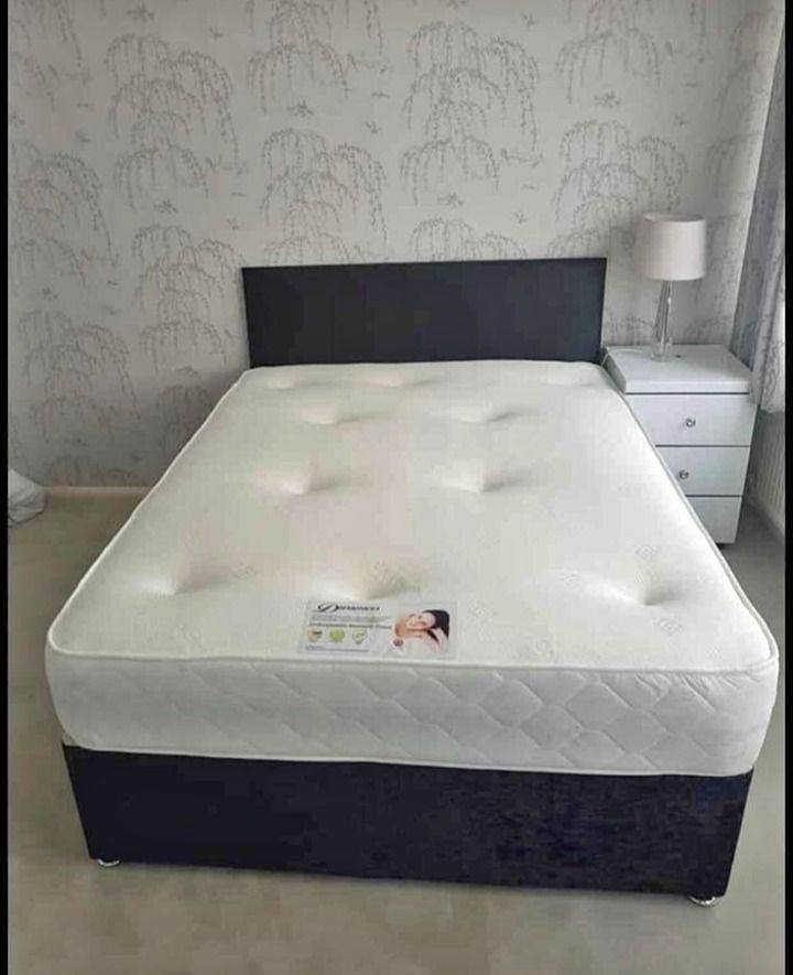 DISCOUNTED PRICE == 4ft6 Double Divan Bed With Mattress Brand New Same Day Delivery 